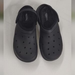 Skechers Black Faux Fur Lined Clogs